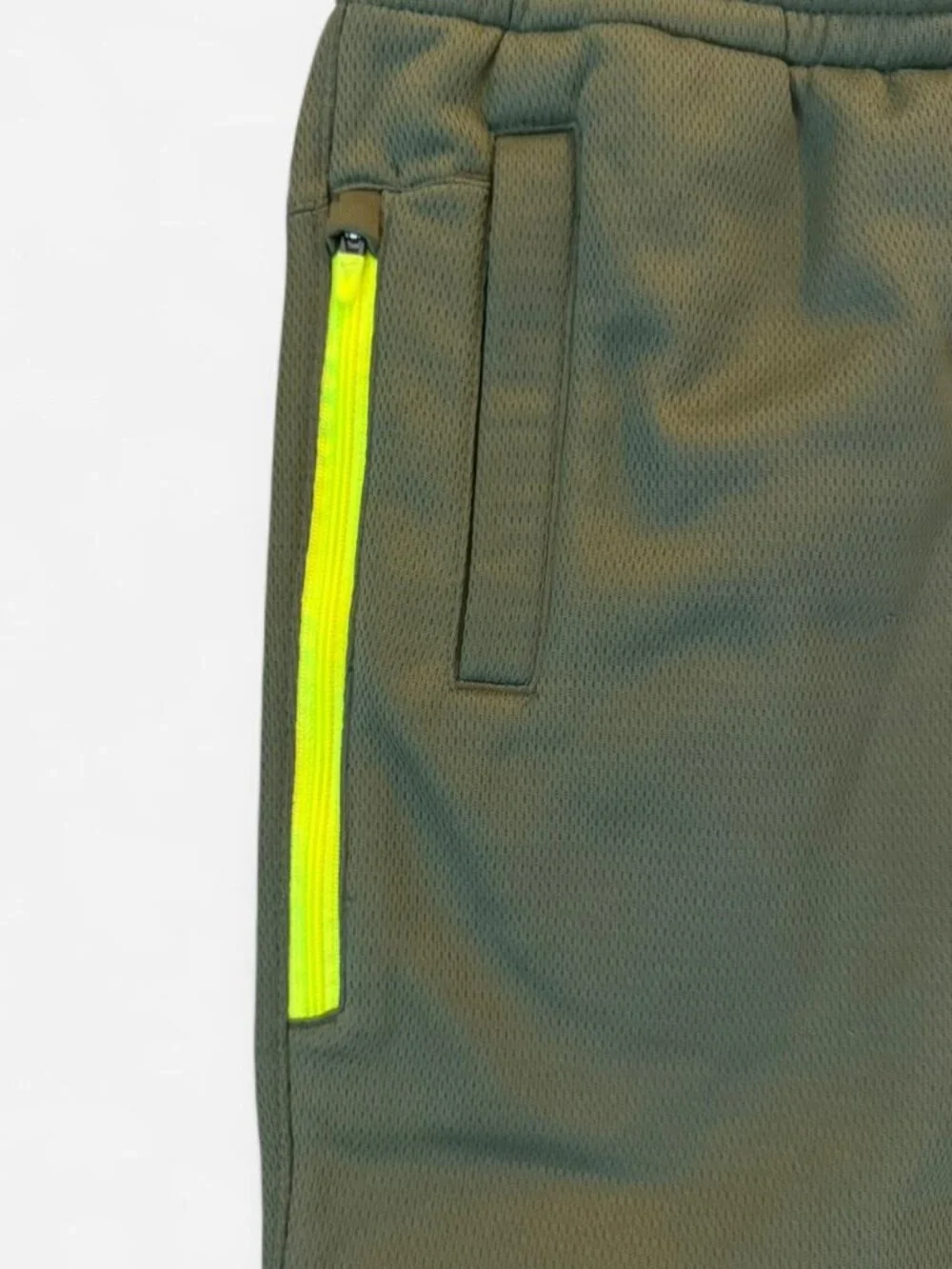 NIKE Elite Green & Yellow Boys' Sportswear Sweatpants